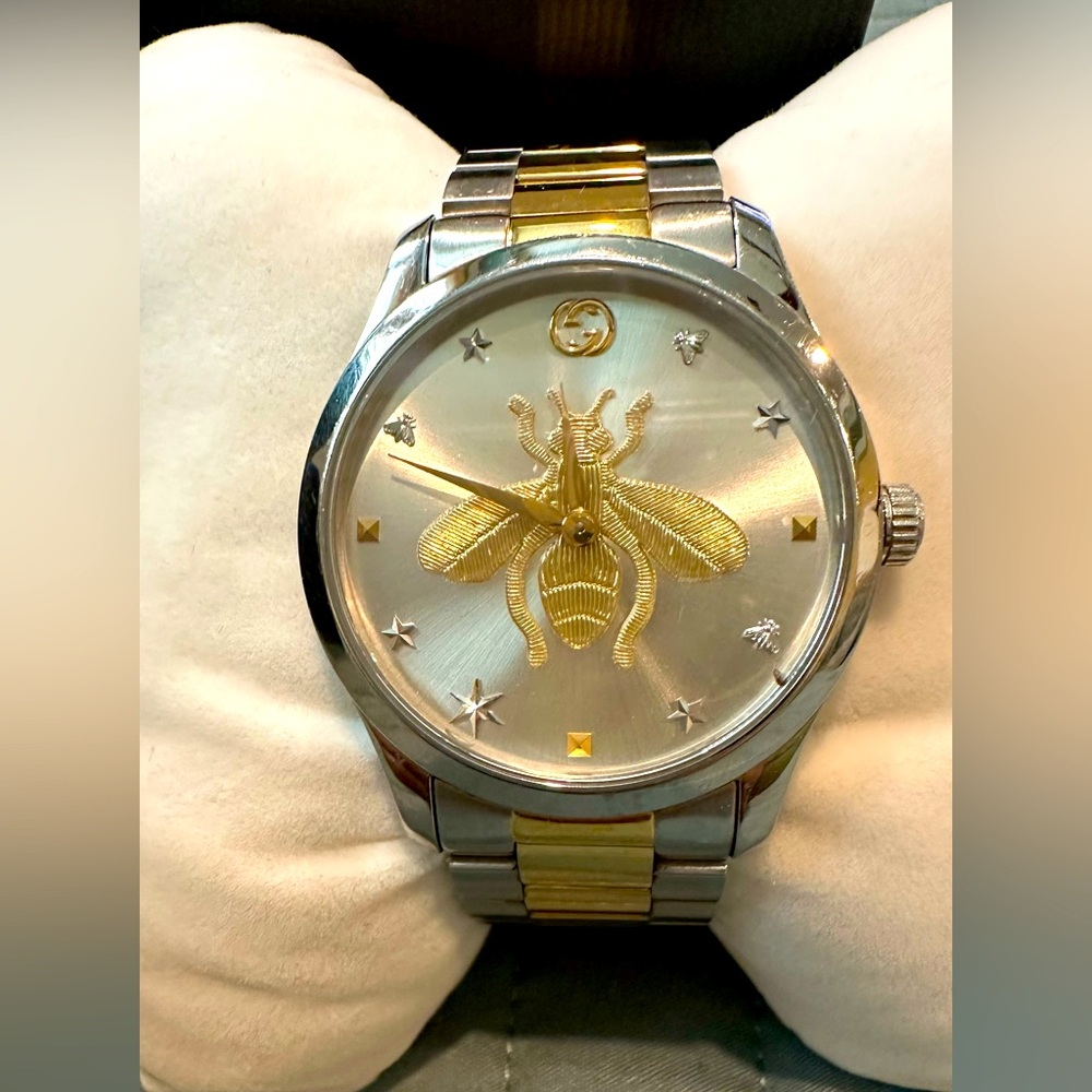 Gucci G-Timeless Bee Quartz Watch 38mm